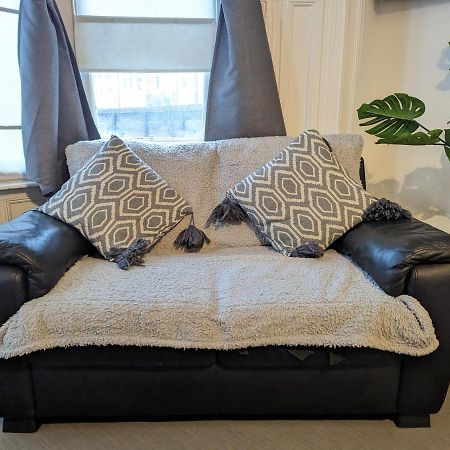 1 Bedroom Studio In A Supurb Area Of كارديف المظهر الخارجي الصورة