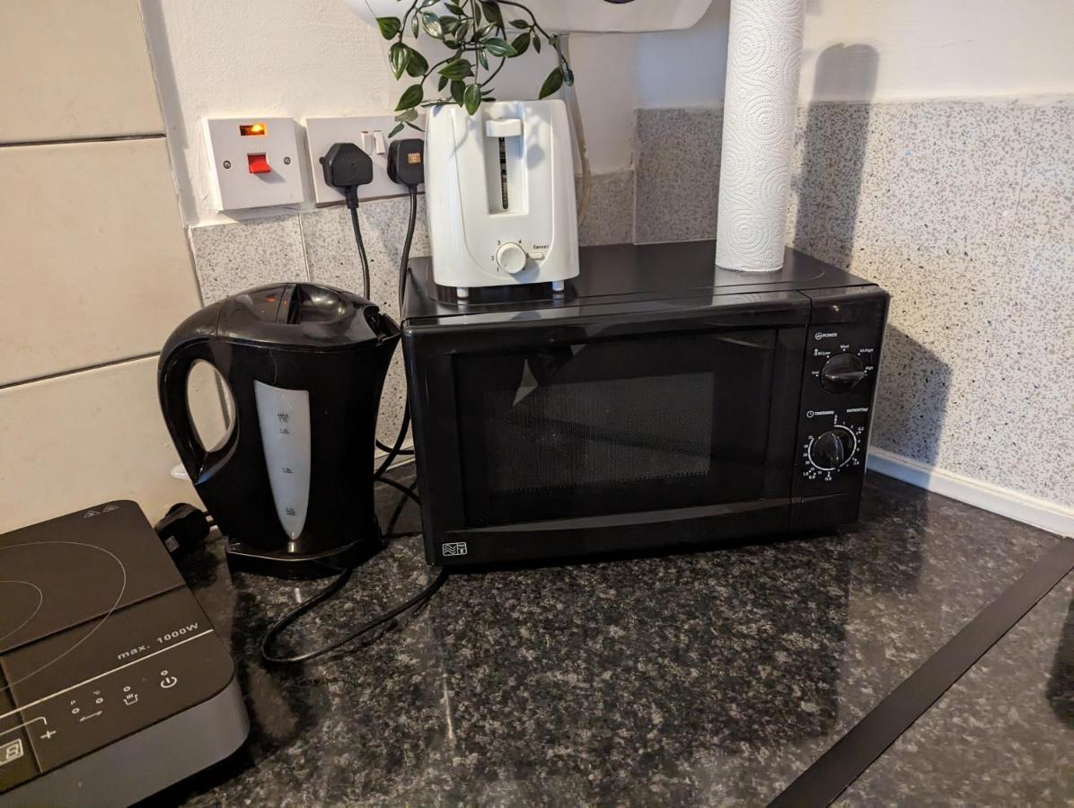 1 Bedroom Studio In A Supurb Area Of كارديف المظهر الخارجي الصورة